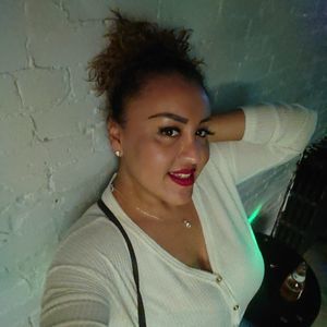 Meet your Posher, Eliza